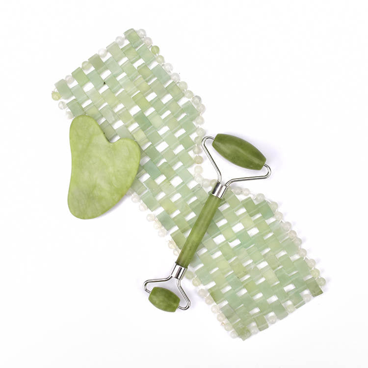 Jade Deluxe Gift Set (Gua Sha, Roller and Eye Mask)